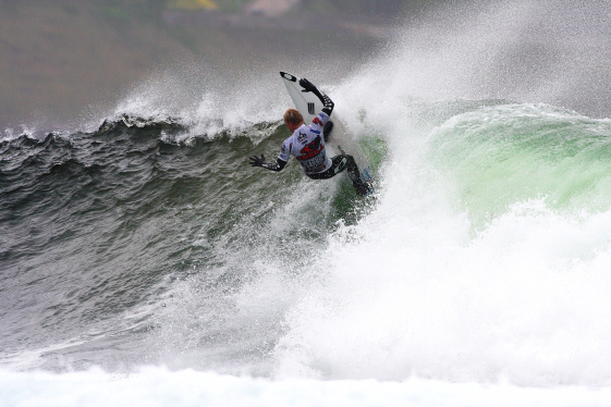 Adam Melling conquers the O'Neill Cold Water Classic in Scotland