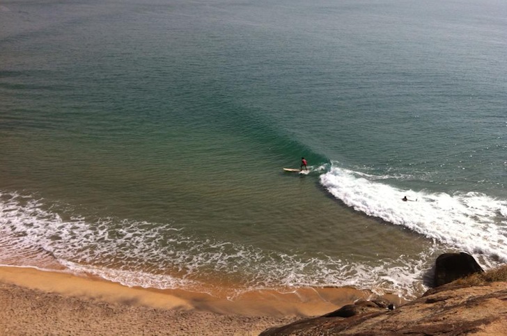 Arugam Bay: a perfect point break in Sri Lanka | Photo: Arugam Safa Surf School