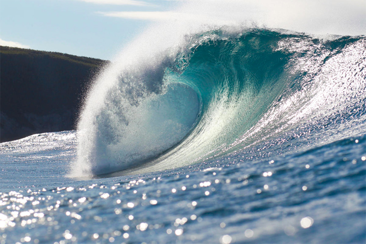 Azores Islands: world-class waves surrounded by breathtaking natural beauty | Photo: Poullenot/WSL