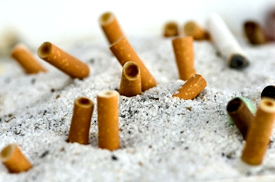 Beach cigarettes: the end is near