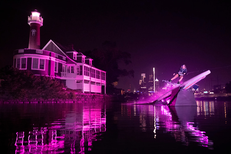 Boathouse Row: Meagan Ethell celebrates Breast Cancer Awareness Month | Photo: Red Bull