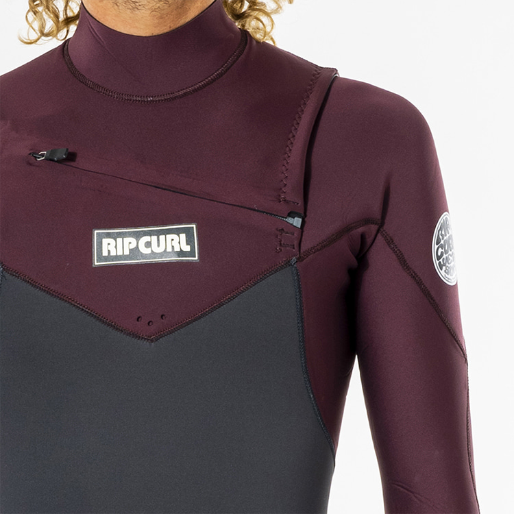 Chest zip wetsuit: featuring a water-sealing neck entry system that prevents water from entering | Photo: Rip Curl