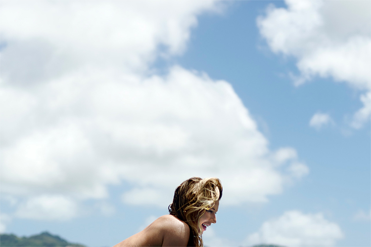 Coco Ho: the water's cold without wetsuit | Photo: ESPN The Magazine's 2014 Body Issue