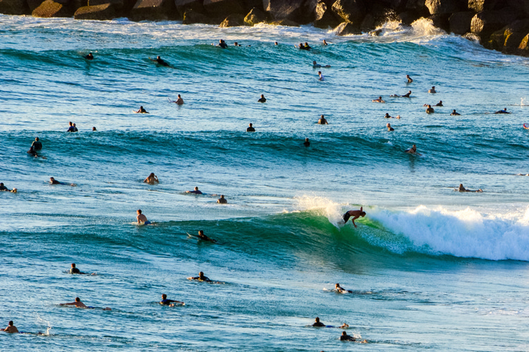 Surfing: the number of waves you ride in a session is inversely proportional to the number of surfers in the lineup | Photo: Shutterstock