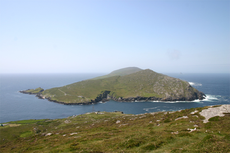 Dursey Island: windy and green | Photo: Creative Commons