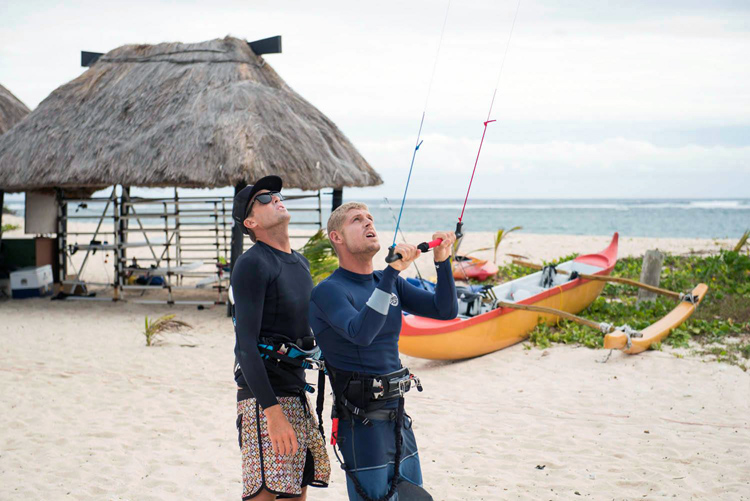 Mick Fanning: learning the kite basics with Ben Wilson