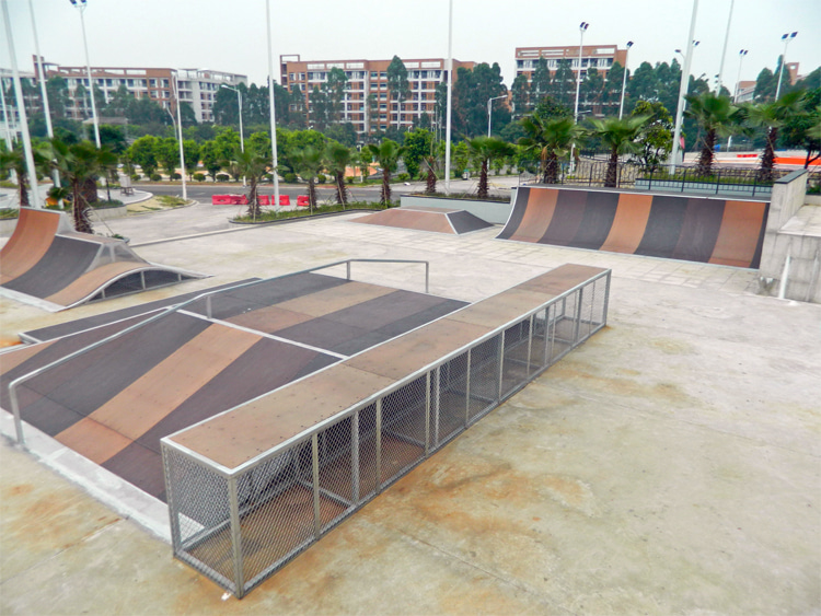 GMP Skatepark: featuring several elements for beginner riders | Photo: Sk8scape