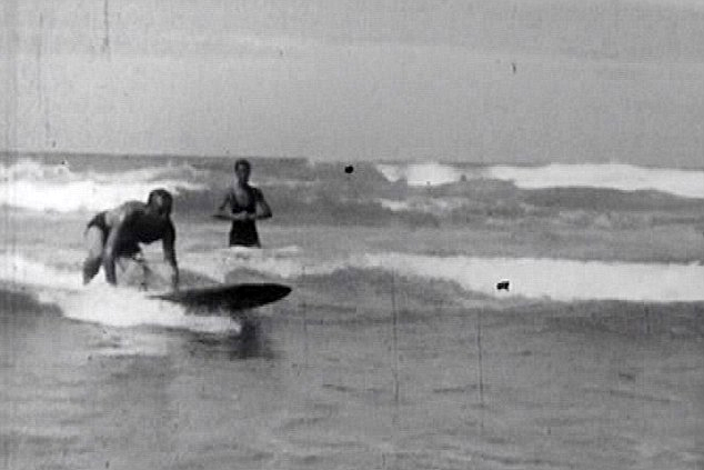 Newquay, 1929: the first waves ridden by British surfers