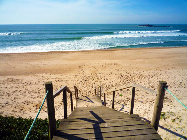 Mindelo, Vila do Conde: when Bells Beach meets J-Bay | Photo: SurferToday