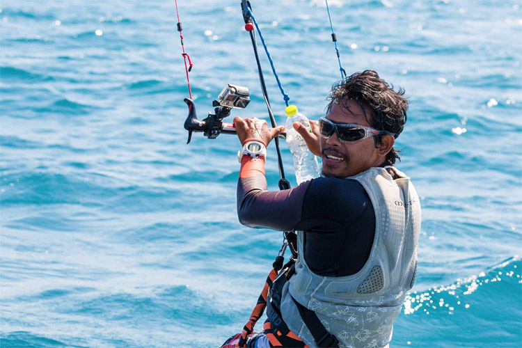 Narapichit Pudla: he kite crossed the Gulf of Thailand in four hours