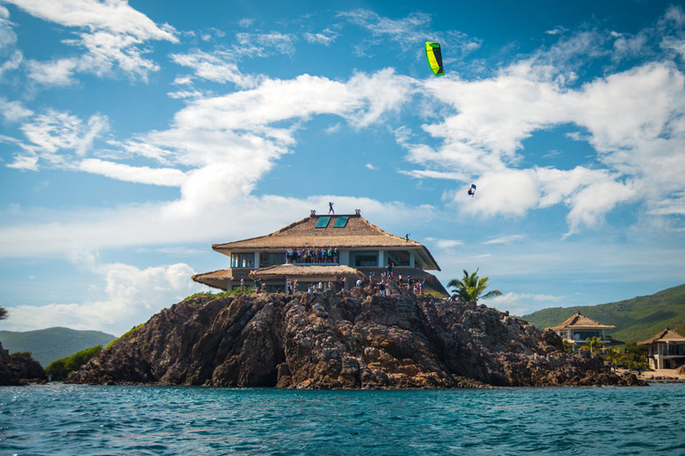 Nick Jacobsen: jumping off Richard Branson's house in Moskito Island | Photo: Owen Buggy