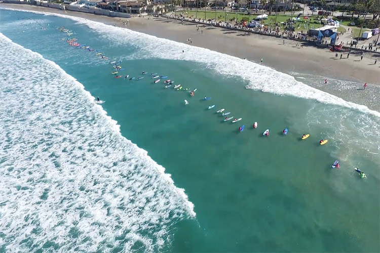 1 Wave Challenge: 103 surfer riding a single wave at La Jolla Shores
