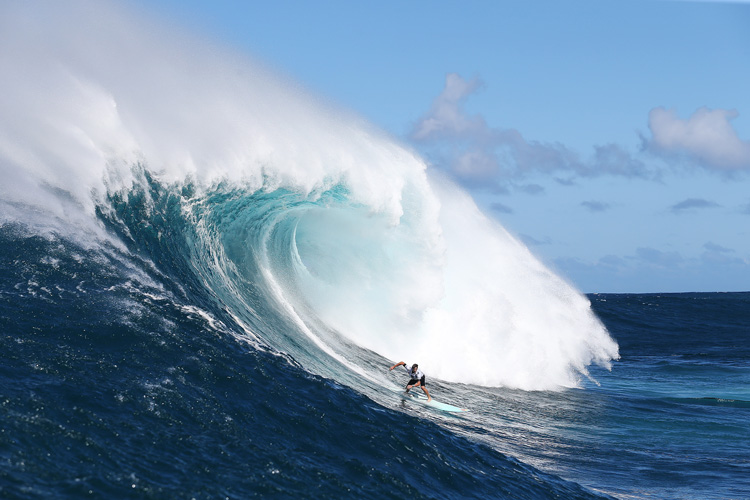 Peahi Challenge: Jaws can be frightening | Photo: Cestari/WSL