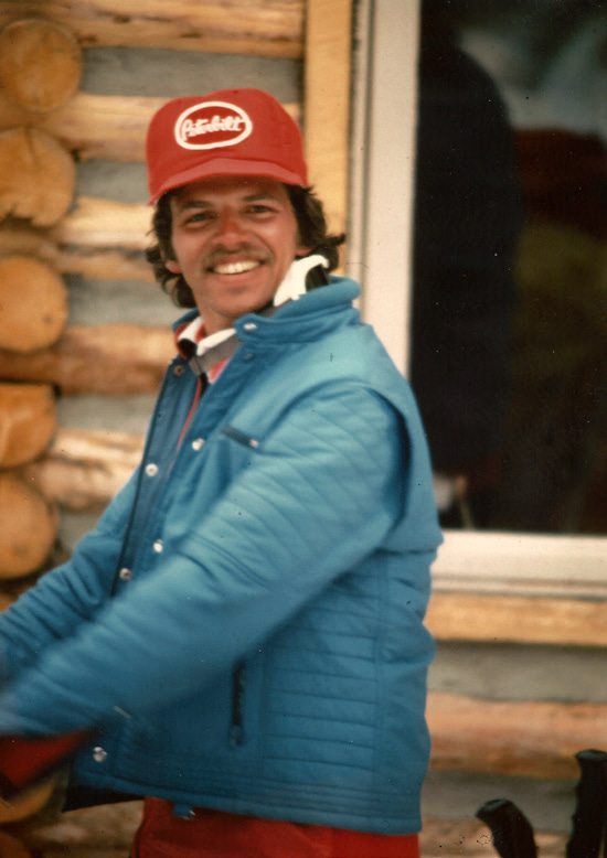 Peter 'Manbar' Camann at the Log House (timing hut) after the Keystone Businessman's League Invitational Challenge Cup II, March 1975 | Photo: Bruce Schaefer