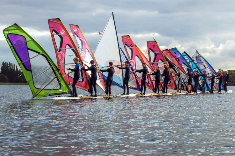Plankenkoorts Student Windsurf Association: 14 windsurfers for the Guinness World Records | Photo: SWV Plankenkoorts