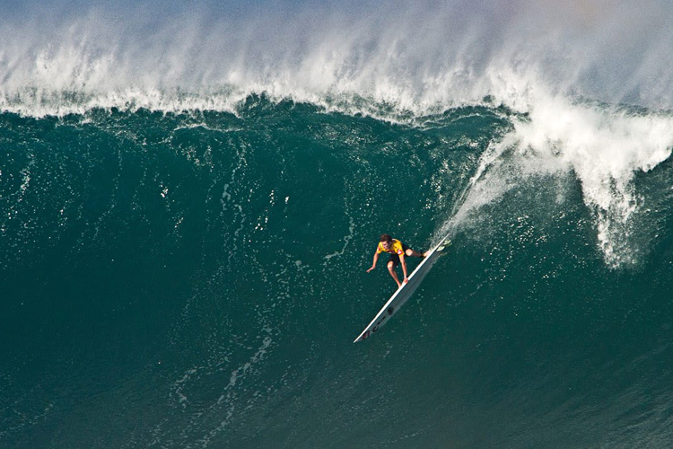 Quiksilver in Memory of Eddie Aikau: go big or go home | Photo: Quiksilver