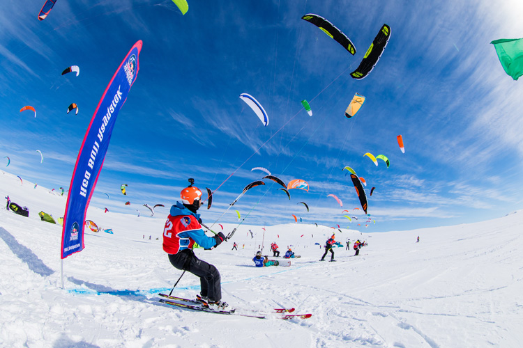 2016 Red Bull Ragnarok: 350 riders for 100 kilometers of snow | Photo: Mæland/Red Bull