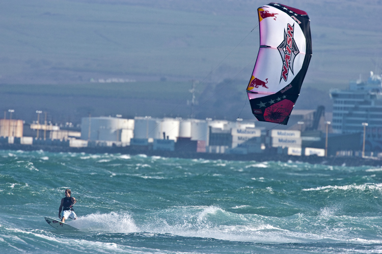 Robby Naish: one of the pioneers of kitesurfing | Photo: Red Bull