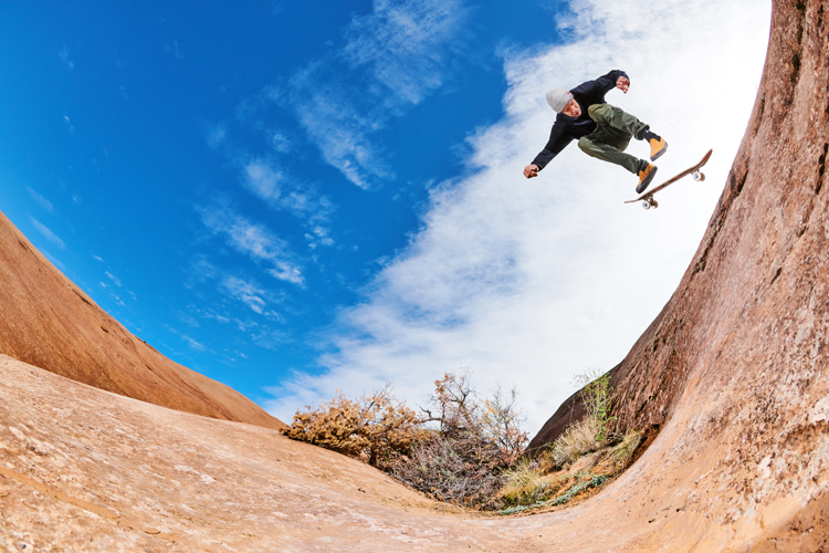 Ryan Decenzo: enjoying the natural ramps of Utah's Moab Desert | Photo: Jonathan Mehring/Red Bull