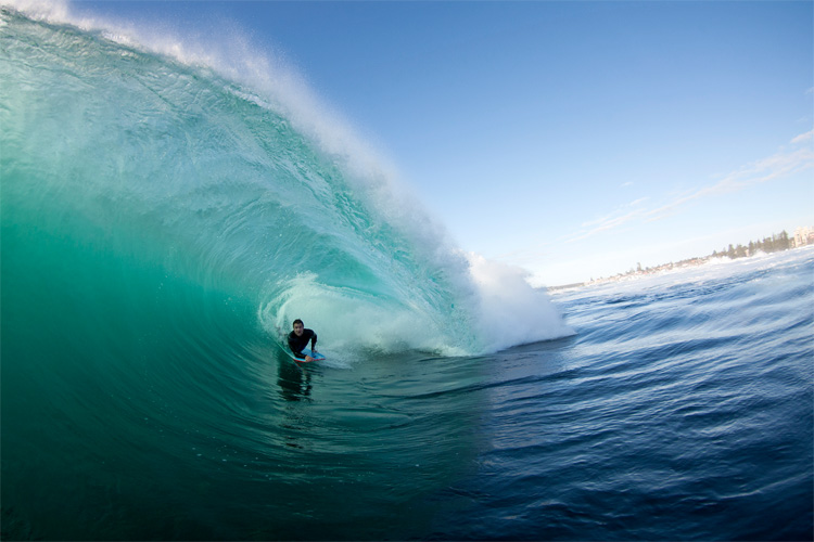 Shark Island: a fast and deep barreling wave | Photo: Gleeson/Surfing Australia