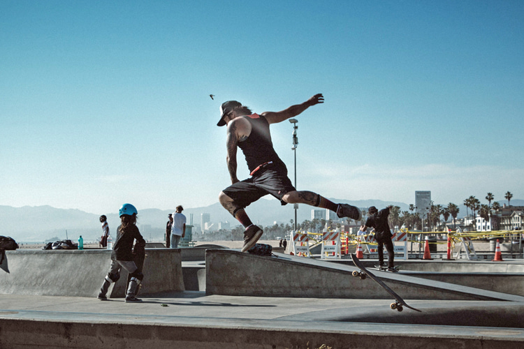 Skateboarding: falling is part of the game | Snyder/Creative Commons