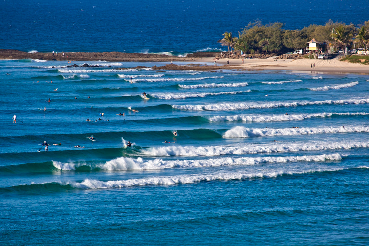 Snapper Rocks: one of the busiest surf breaks in the Gold Coast World Surfing Reserve | Photo: John/Creative Commons