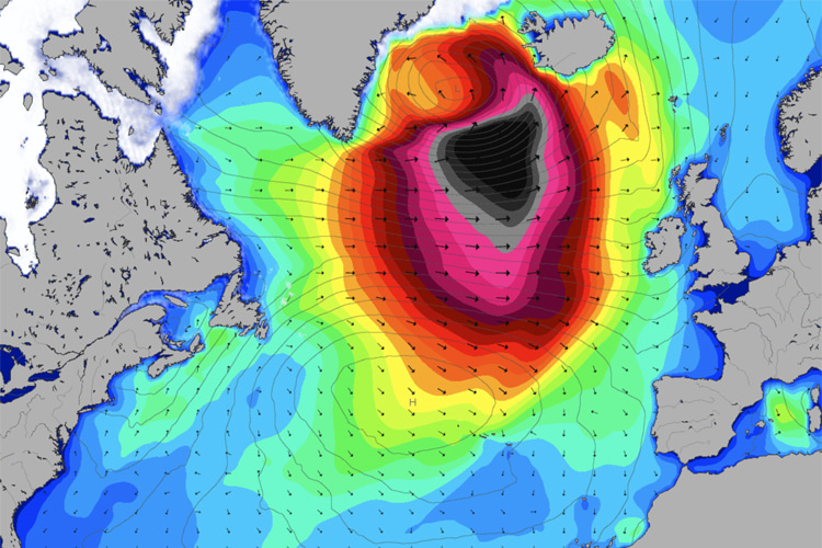 Surf forecasting: many websites and apps can help you plan your surf session or surf trip