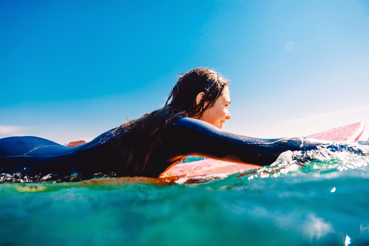 Surfer's shoulder: a musculoskeletal condition that affects swimmers and surfers of all ages | Photo: Shutterstock