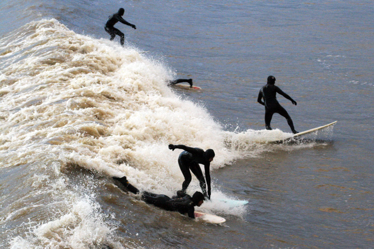 Surfing: the British love it | Photo: Hugh Lunnon/Creative Commons