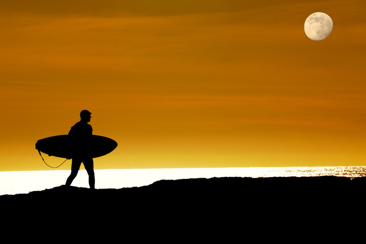 Surf photography: study the light, capture the essence of surfing | Photo: Shutterstock