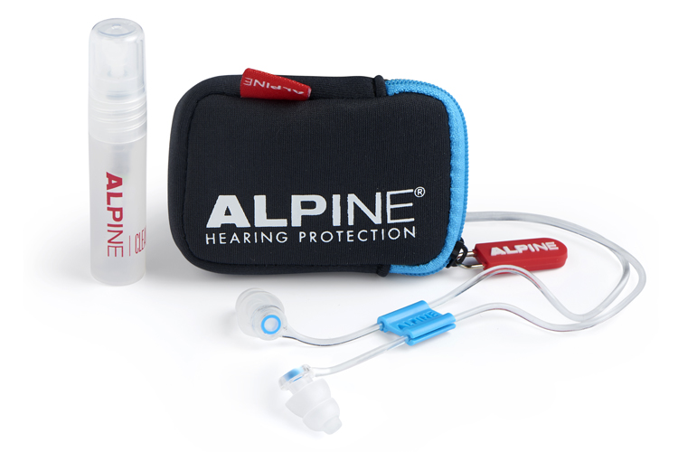 Alpine SurfSafe: a comfortable and effective protection against surfer's ear | Photo: Alpine