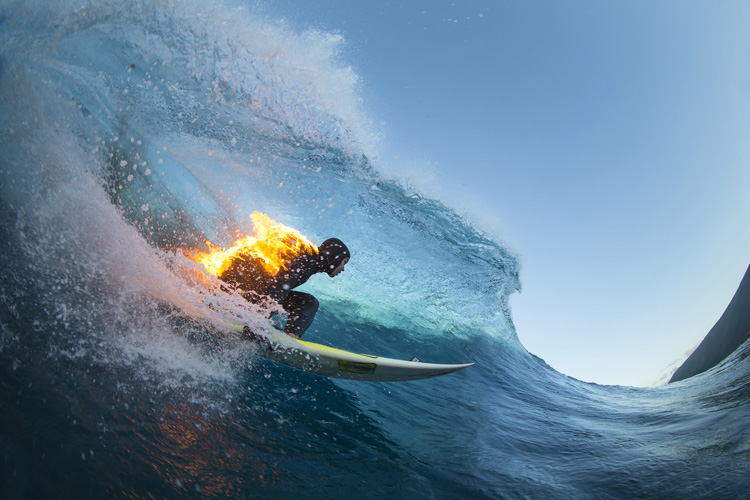 Jamie O'Brien: fired up at Teahupoo | Photo: Thouard/Red Bull