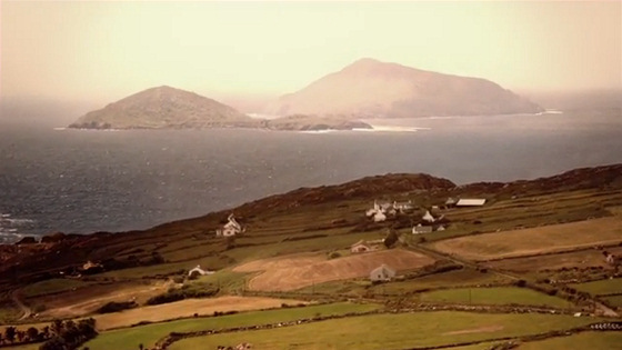 The Crest: surfing in the mysterious Blasket Islands