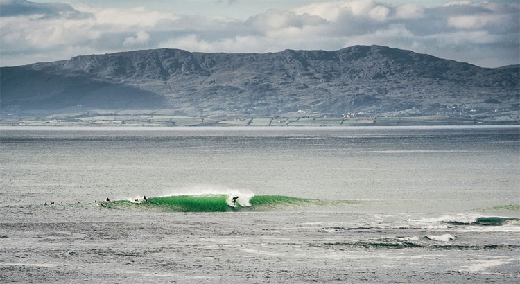 The Peak: Bundoran's finest surf spot | Photo: Europe Surfing