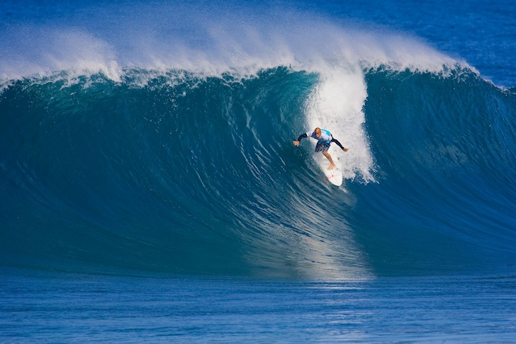 Triple Crown of Surfing: Kelly Slater negotiates a juicy barrel