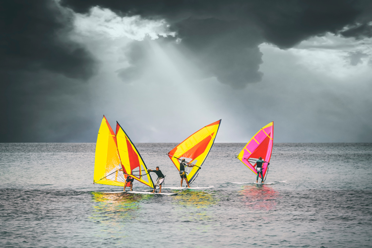 Water sports: stay away from the ocean during thunderstorms | Photo: Shutterstock