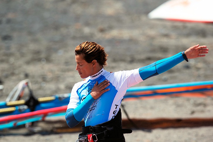 Windsurfing warm-up: get those muscles ready for shakas | Photo: Carter/PWA World Tour
