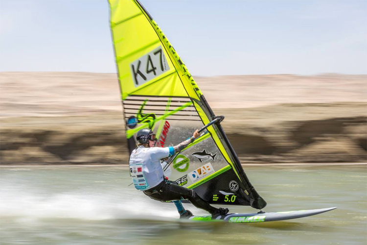 Zara Davis: the fastest windsurfer on the planet | Photo: LSC