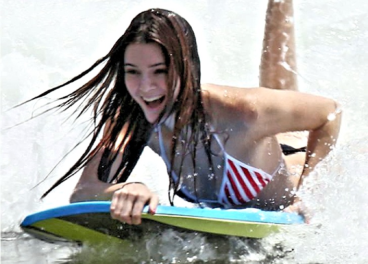 Kendall Jenner: grabbing rail