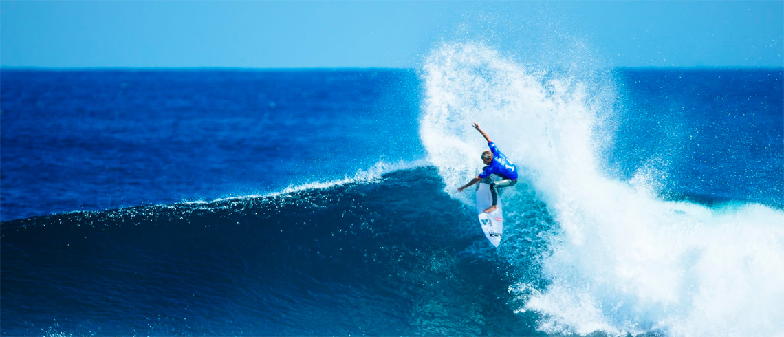 The Online Surf Shop | Photo: WSL