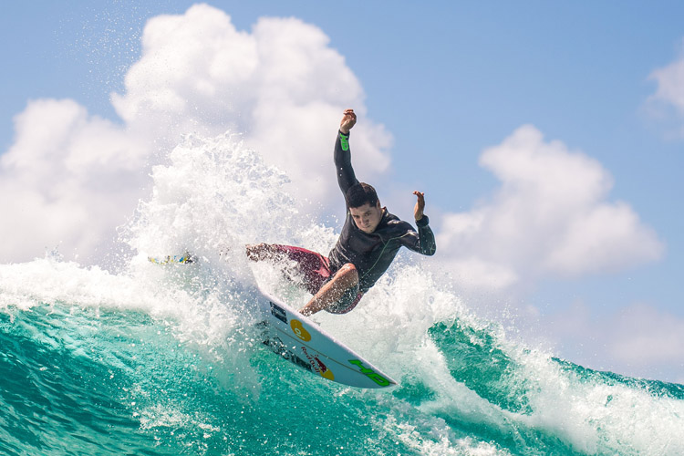 Adriano De Souza: the 2015 World Surf League champion