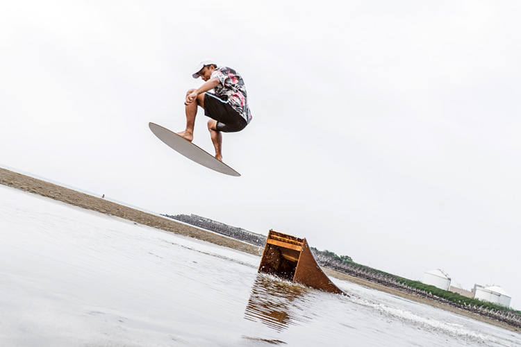 Adrien Raza: skimboarding is more than just sand-sliding | Photo: Raza Archive