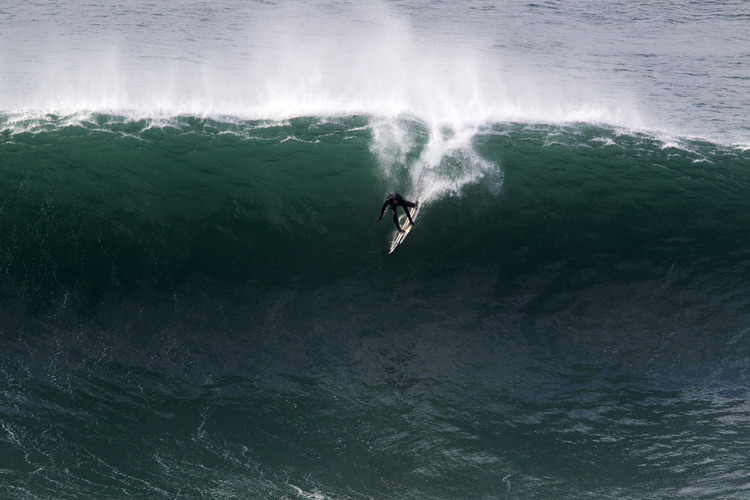 Aileen's, County Clare, Ireland: one of the heaviest waves in the world | Photo: Red Bull