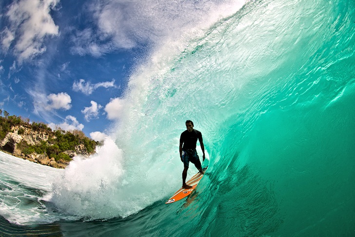 Barrels: where time speeds up and slows down | Photo: Rip Curl