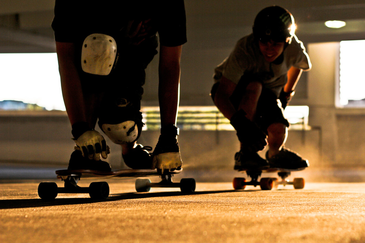 Longboard skateboards: cruise, carve and relax | Photo: Peter Kim/Creative Commons
