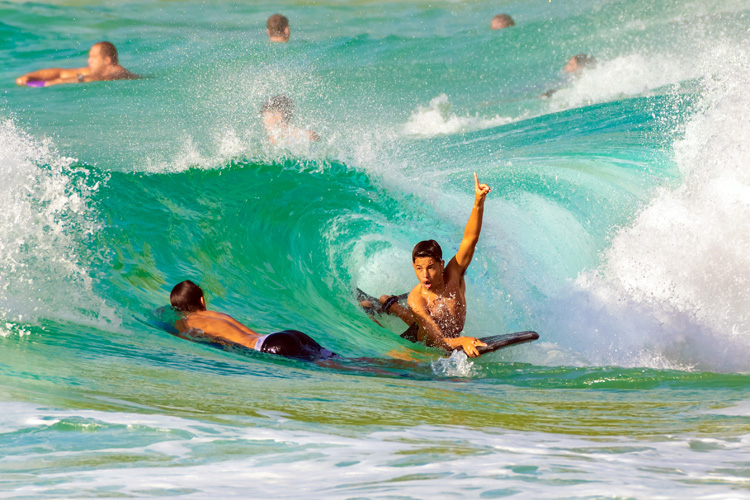 Bodyboarders: they all share specific words, terms and expressions | Photo: Shutterstock