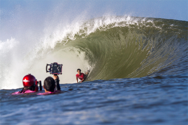 Pipeline: bodyboarders are expected to return to Her Majesty's | Photo: Gonzo/APB