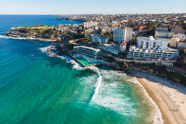 Bondi Beach: one of the most popular surf spots in Australia | Photo: Shutterstock