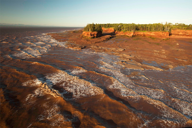 Burntcoat Head: the exact location of the world's highest tide | Photo: Creative Commons