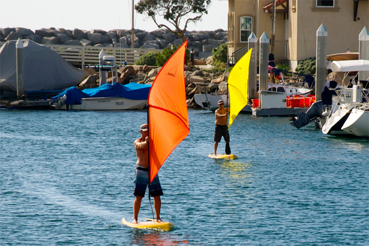 DaSail: the SUP paddle that works as a windsurfing sail | Photo: Sailpaddle